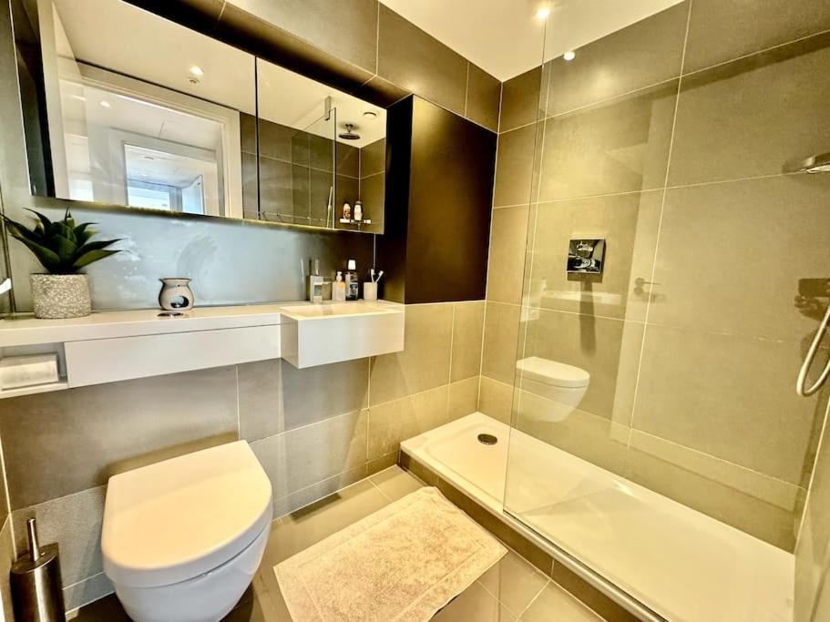 Battersea Power Station River View 2bed 2bath Appartement Londres